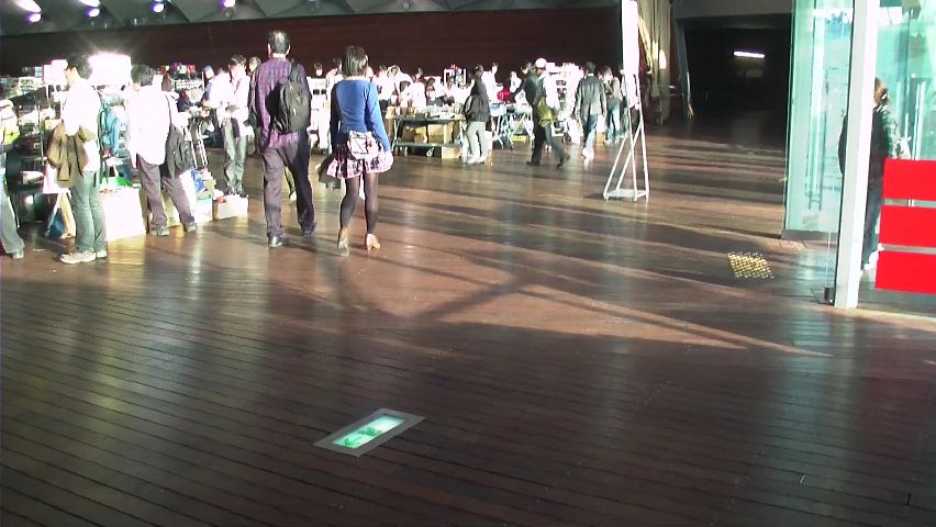 床_屋内1