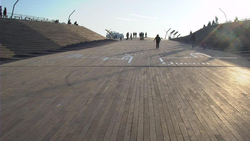 床_屋外1